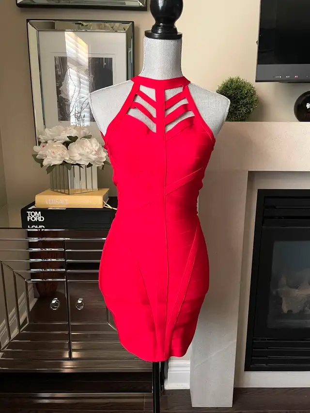BEBE Red Bandage Mini Dress. Sz XS63234628627329123