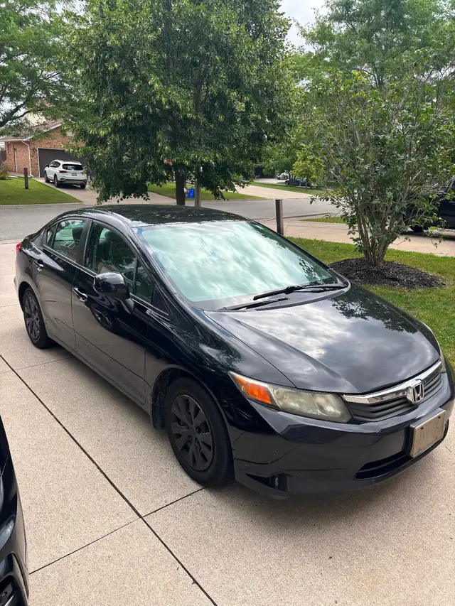 2012 Honda Civic.   One owner.    135,000km