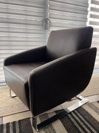 Fauteuil en cuir véritable 