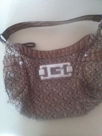 GUESS New Purse 10$