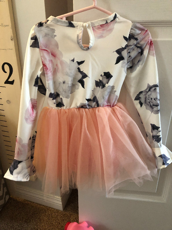 Toddler floral and tulle dress 2/3T in Clothing - 2T in Winnipeg - Image 3