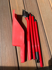Gutter cleaning scoop and tool