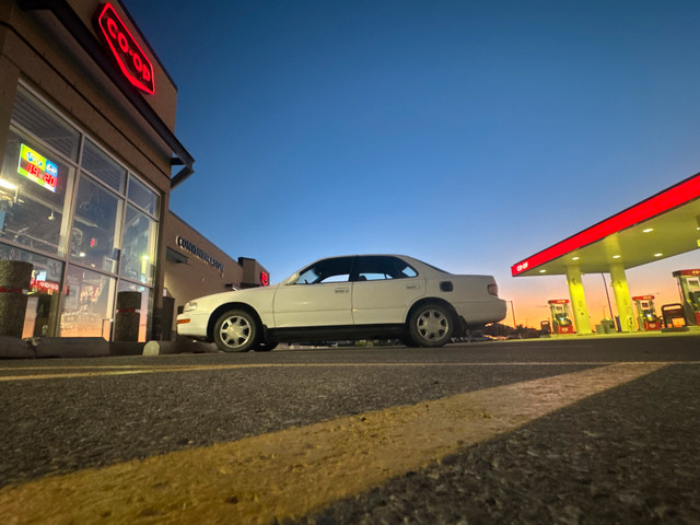 1992 Toyota Camry V6 in Cars & Trucks in Lethbridge - Image 3