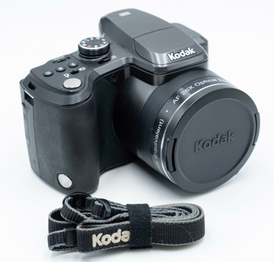 Kodak EasyShare Z981 14.0MP 26X Digital Camera Black, View more