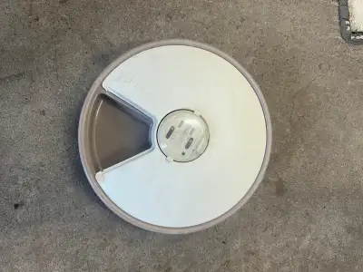 Distributeur nourriture animaux, View more