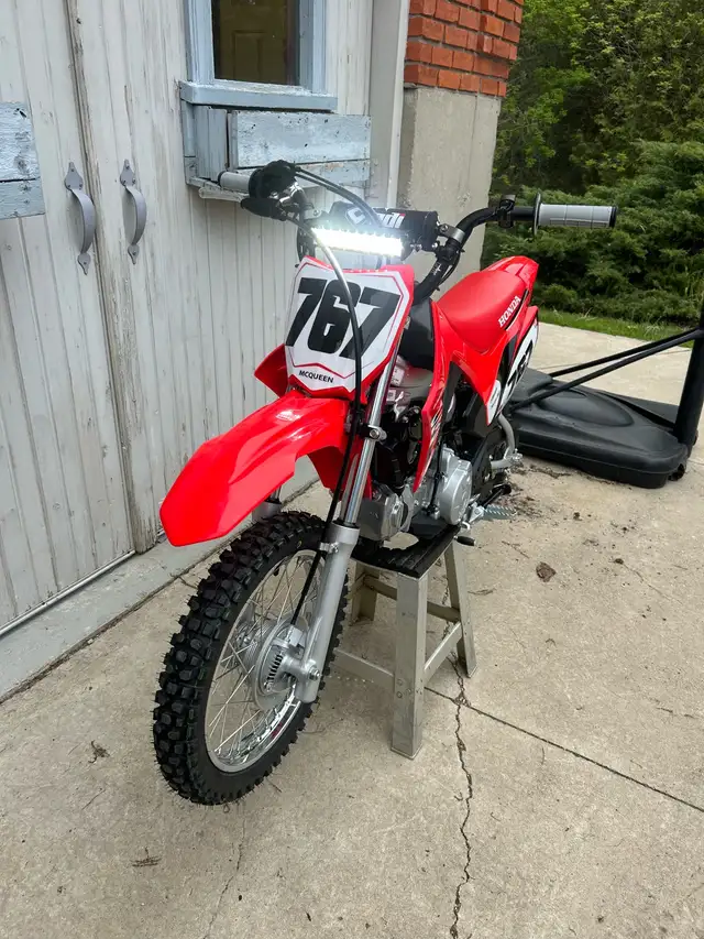 2025 crf110 in Dirt Bikes & Motocross in Norfolk County - Image 7