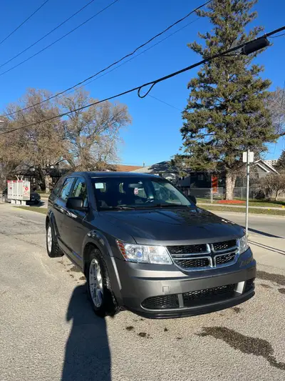 Selling 2012 dodge journey SE Private sale! No rust 2.4 5 seater FWD Cruise Bluetooth Cold AC New ba...