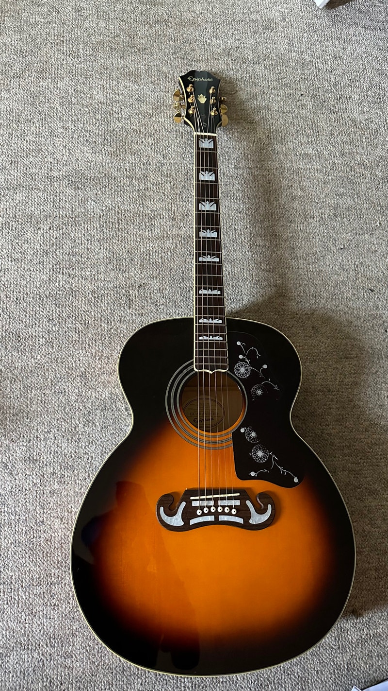 Epiphone acoustic guitar with case. 500 OBO Guitars Hamilton Kijiji