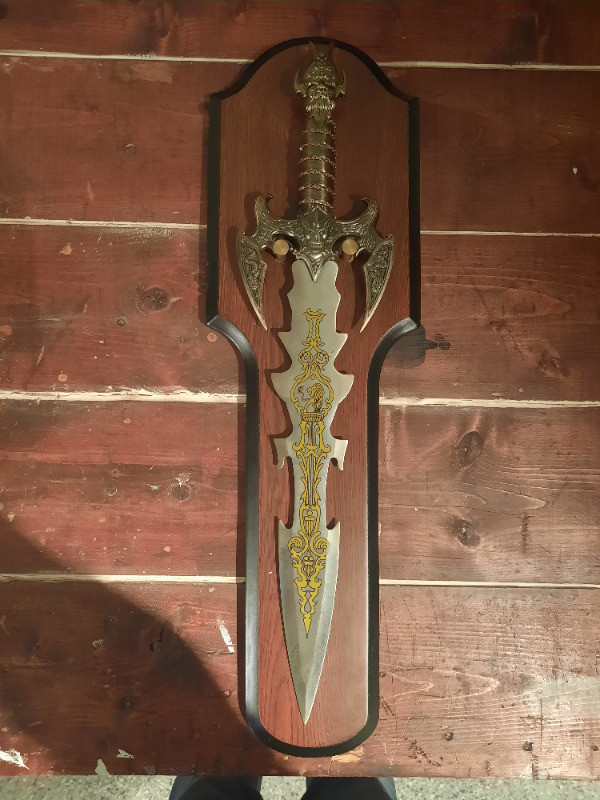 Épée décorative dans Art et objets de collection  à Longueuil/Rive Sud