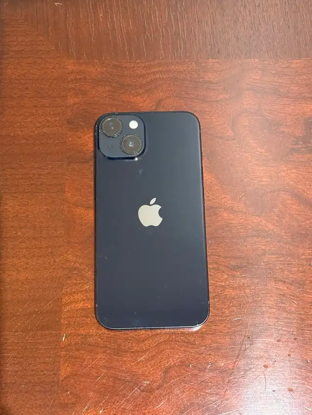 iPhone 14450230219336601600