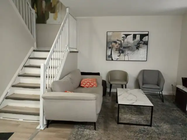 Ideal for male student or youth- 6 months or more in Room Rentals & Roommates in Ottawa - Image 3