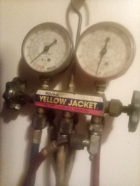 YELLOW JACKET refrigeration gauges, hardly ever used. 60.00