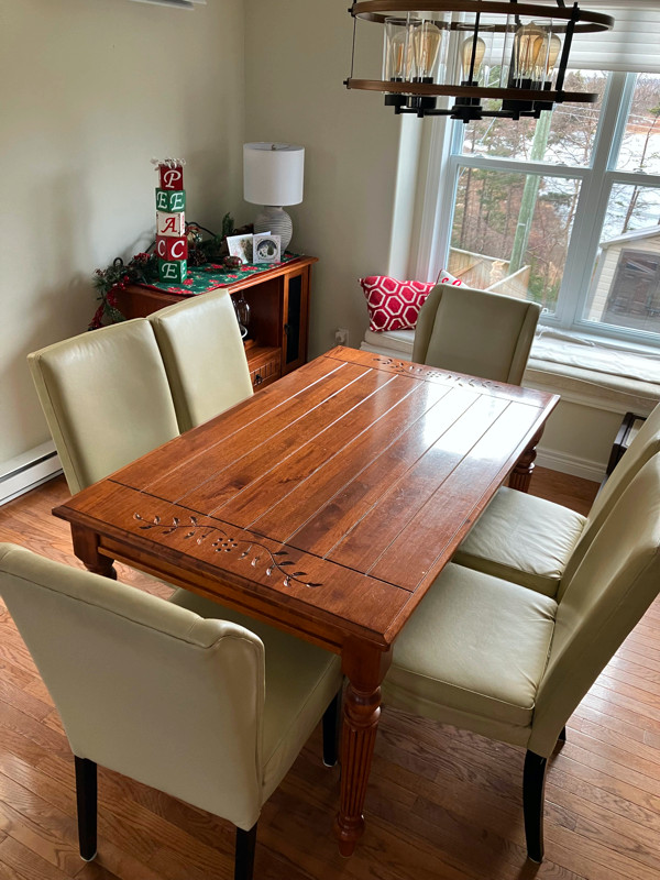 Wooden dining room table with 6 chairs in Dining Tables & Sets in St. John's - Image 2