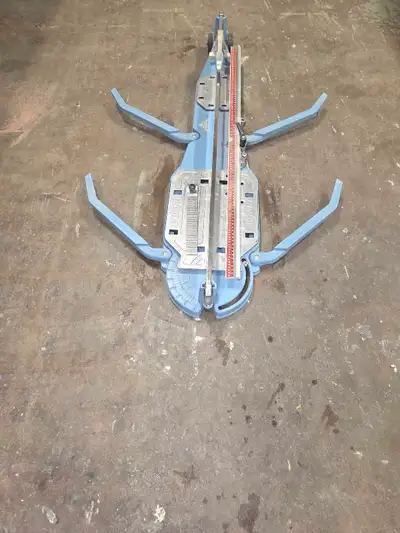 Sigma Tile cutter, wet tile  saw and other tools, View more