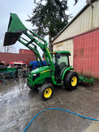 John Deere Tractor 4720