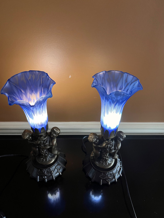 Double Cherub Torche' Art Glass Lamp in Indoor Lighting & Fans in Edmonton - Image 4