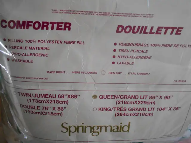 Springmaid queen comforters in Bedding in Mississauga / Peel Region - Image 3