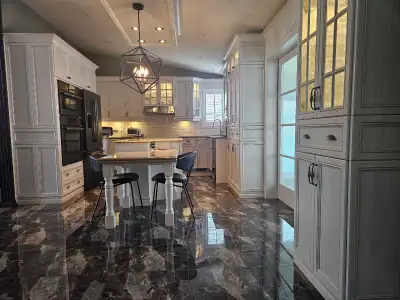 CUISINE HAUTE GAMME usagé très propre, View more
