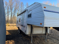 Terry 825 5x 5th wheel Rv camper trailer 