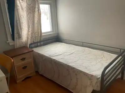 One bedroom on 2nd floor is available now in a quiet family home, 5 mins walk to bus stops and store...