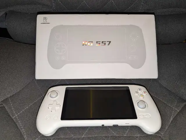 Anbernic RG557 | 256GB/12GB | White Bundle64540185010561120