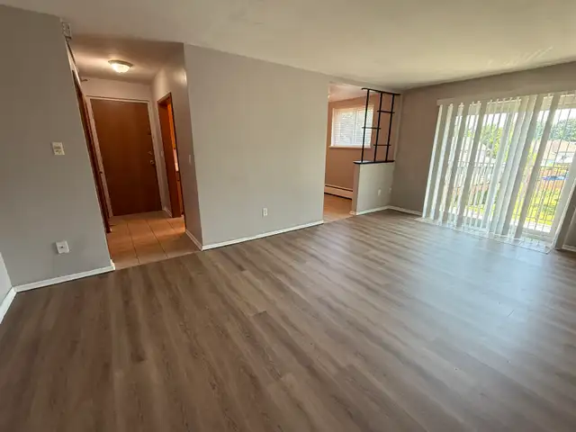 2 bedroom apartment all inclusive  in Long Term Rentals in Woodstock - Image 3
