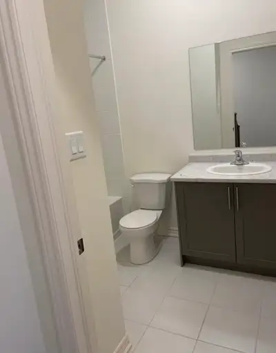 Move in on July 1st! ORLEANS room for females. Fully furnished