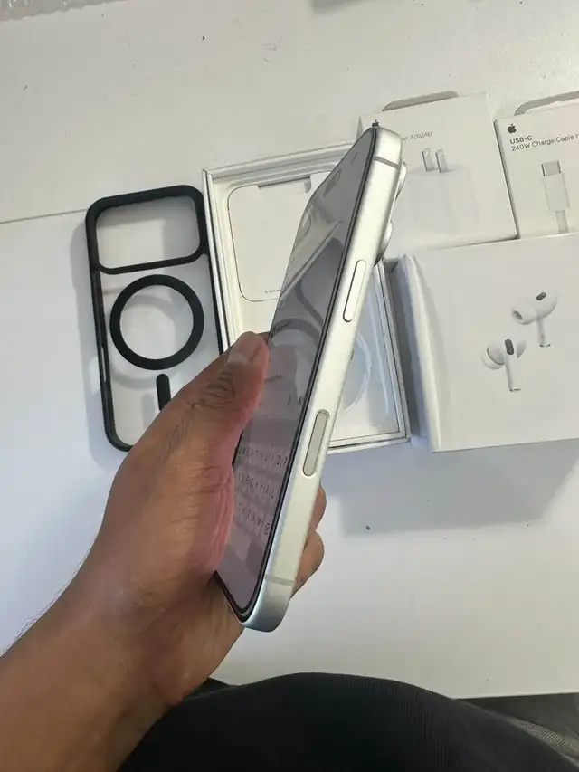 Iphone 18 Pro 256GB 100% BTRY | Airdrops Fast Charger & Drop Off | Cell ...