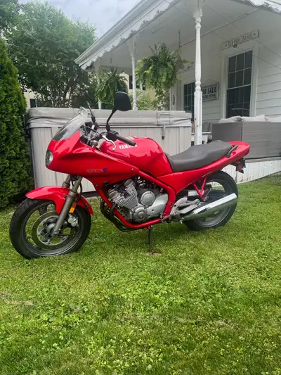 Selling my 1992 Yamaha 600 Seca 2, a reliable and stylish motorcycle perfect for cruising, this spor...