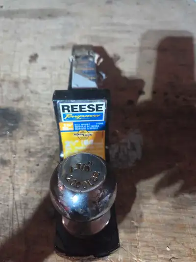 Trailer receiver with 1 7/8 ball. Must pickup. $25.