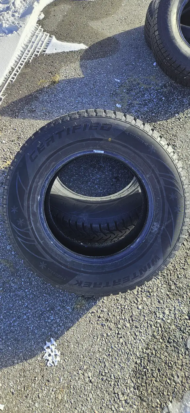 235/70/16 Set of 4 Winter Tires - 90% tread in Tires & Rims in Oshawa / Durham Region - Image 8