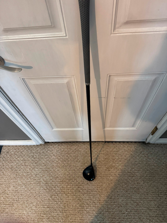 2024 titleist tsr2 3 wood, xtour stiffness, 1” cut off length, in Golf in Edmonton - Image 4