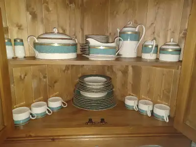 Oscar de la Renta Dinnerware, View more