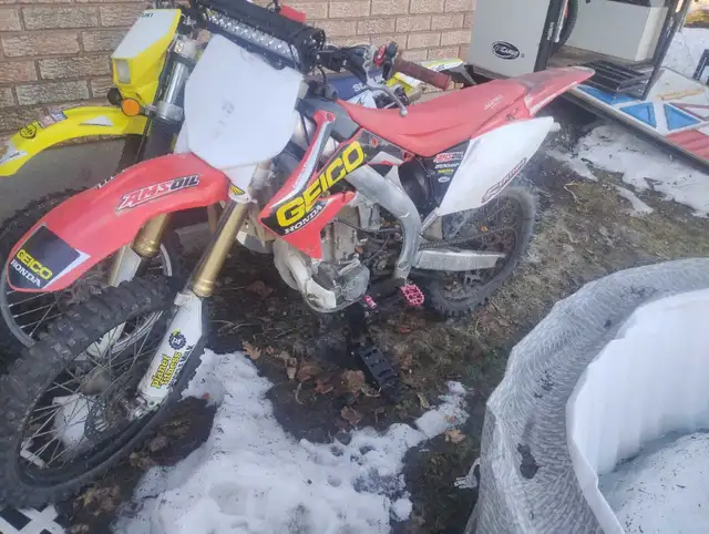 Honda CRF450R in Dirt Bikes & Motocross in Oshawa / Durham Region - Image 3