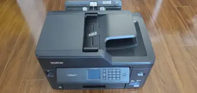 ***Brother Imprimante couleur sans fil MFCJ5330DW avec scanner, copieur et fax *** Brother MFCJ5330D...