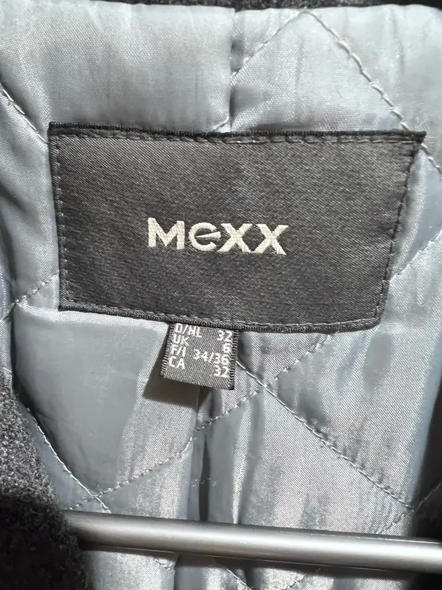women’s MEXX jacket in Women's - Tops & Outerwear in City of Toronto - Image 3