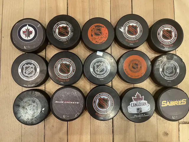 NHL Licensed Team Hockey Puck Collection in Hockey in Ottawa - Image 3