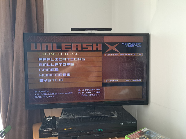 xbox premiere generation modifiee dans Consoles classiques  à Ouest de l’Île - Image 3