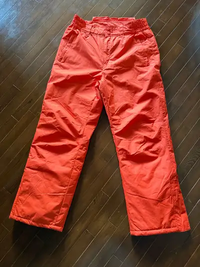 snow pants, View more