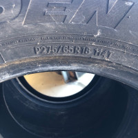 8 pneus 245 60 18, 4 pneus 275 65 18 + 4 rims 18’’ + rims 