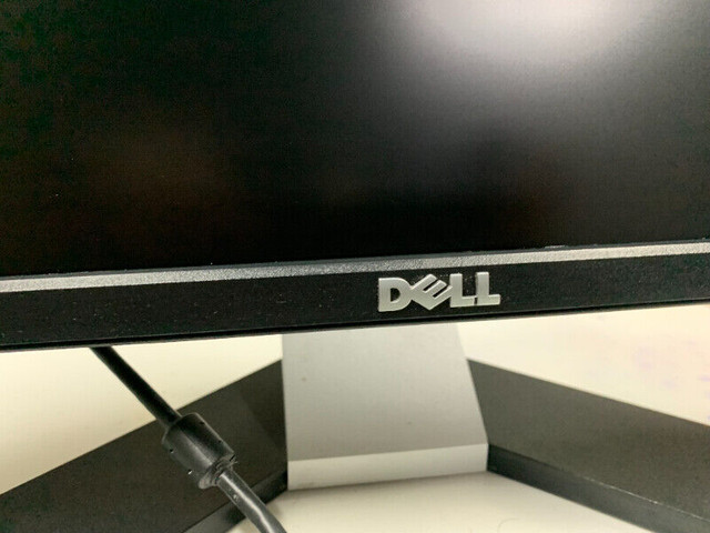 DELL 22" LCD computer monitor HD resolution Like New HDMI in Monitors in Delta/Surrey/Langley - Image 3