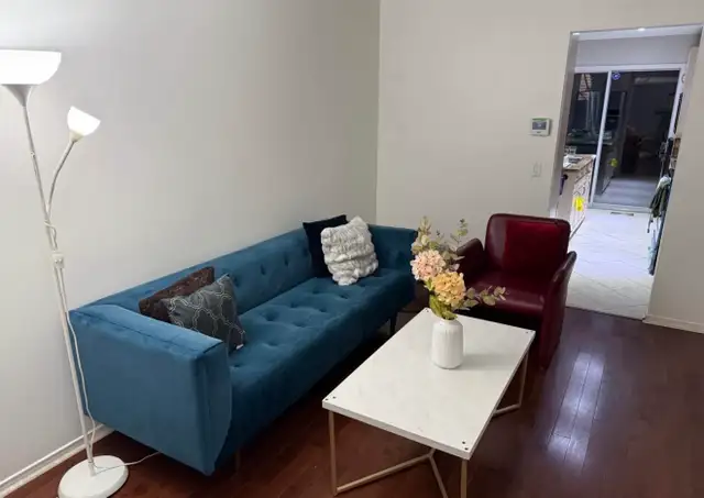 Private big room for rent in Scarborough  in Room Rentals & Roommates in City of Toronto - Image 11