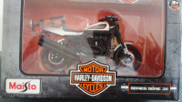 Maisto 1:18 scale Series 32 Harley-Davidson motorcycle