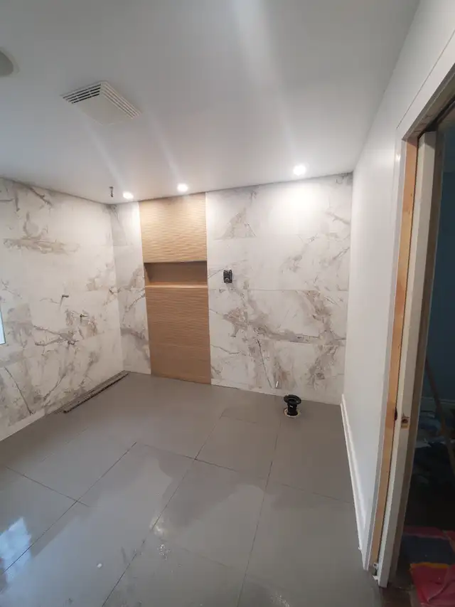 Renovation Entrepreneur557469192170383361