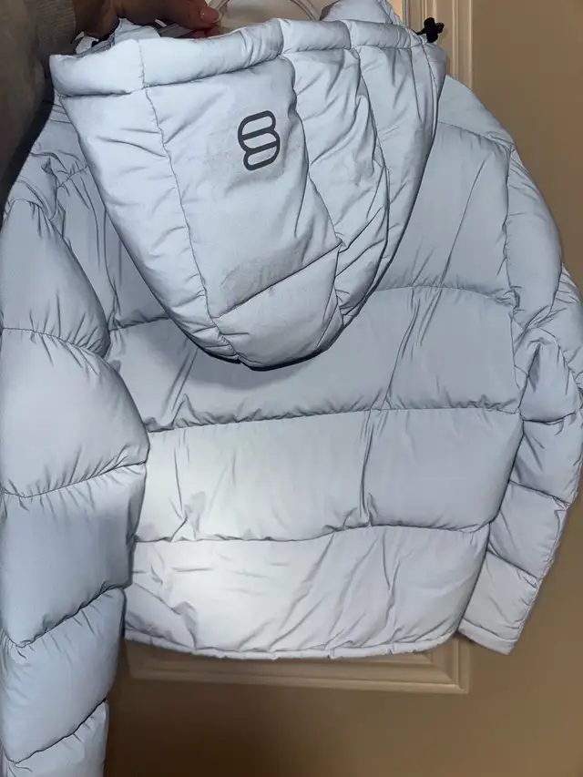 Super Puff Jacket in Men's in Mississauga / Peel Region - Image 4