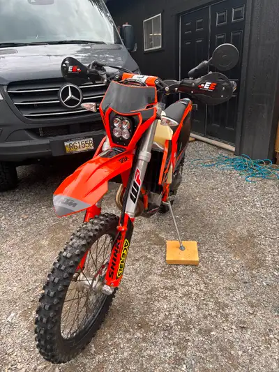 2023 500 EXC-F Like new Baja Deaigns LED headlight Flexx bars Acerbic 3.9 gallon fuel tank Fastway m...