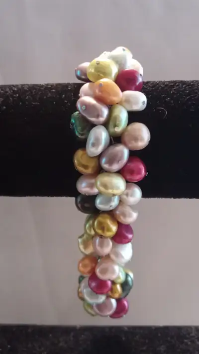 GENUINE MULTI COLOR PERAL BRACELET, View more