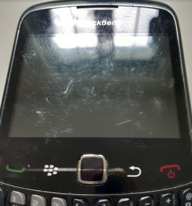 Blackberry Curve 9300 Black - works in Cell Phones in Markham / York Region - Image 4