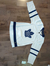 Adidas Toronto Maple Leafs jersey sz 46