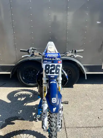 1 hour on new top end Phat heads racing cylinder and combustion dome CJR suspension race tech gold v...